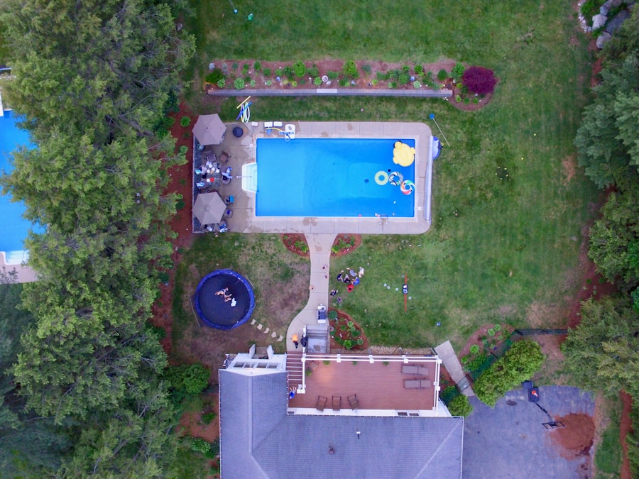 Photo Backyard pool